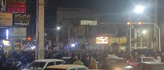 گسترش اعتراضات و واکنش جهانی؛ رسانهها از مرحله تازه بحران در ایران میگویند