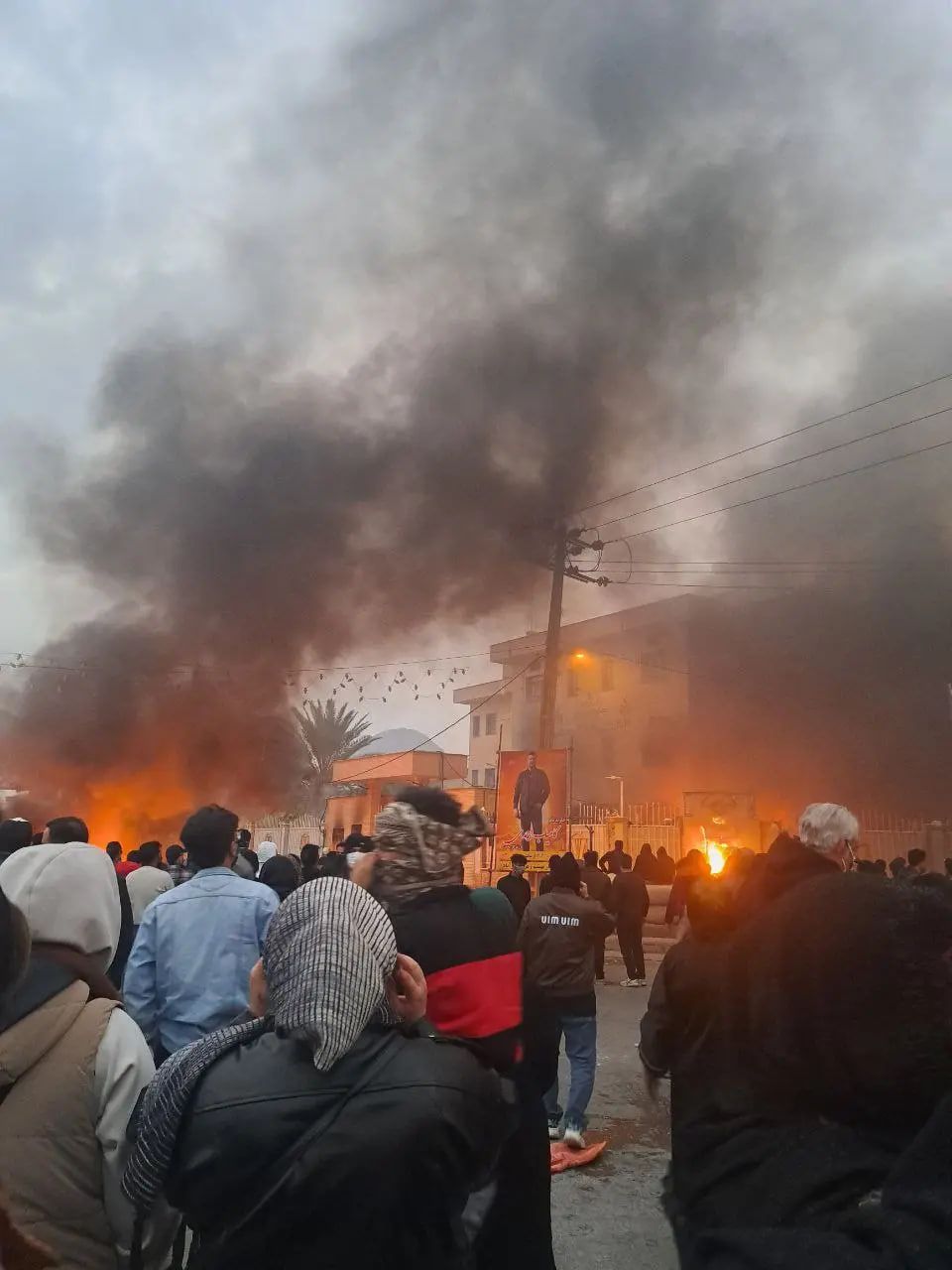 کارزار کشف حقیقت؛ تعدادی از جاوید‌نامان ممسنی در قبرستان‌های غیررسمی دفن شده‌اند