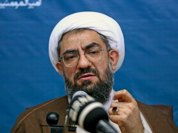 نماینده خامنهای در همدان: جمهوری اسلامی با هر ظلمی در اقصی نقاط عالم مبارزه میکند