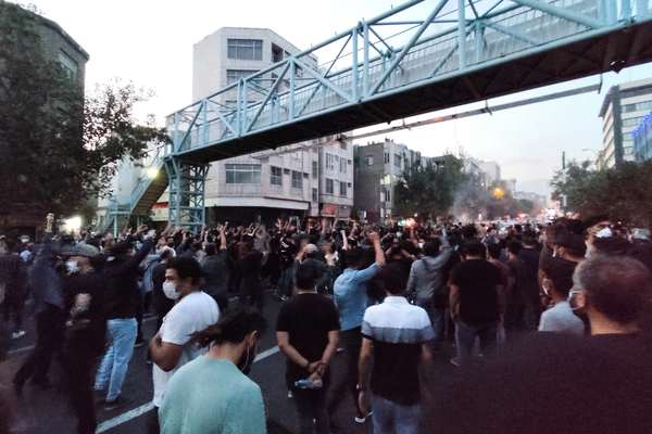 Advocacy Group Warns Of Mass Arrests Ahead Of Iran's Protests Anniv.