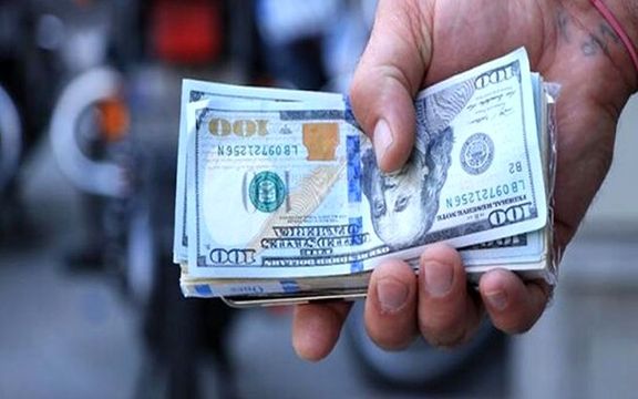 روند صعودی قیمتها و رکوردهای جدید در بازار ارز و طلا؛ دلار به مرز ۴۵ هزار تومان رسید