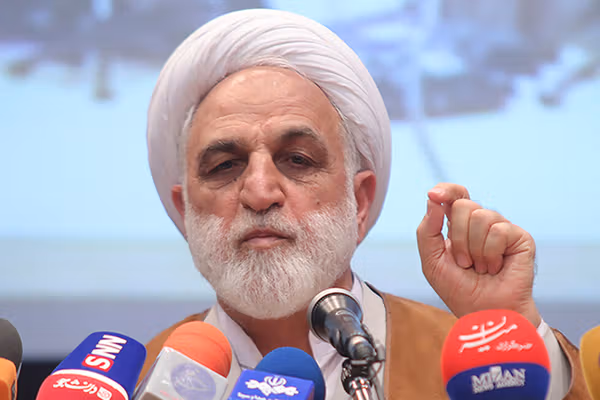 رییس قوه قضاییه: بعضیها رسما برهنه و نیمه برهنهاند