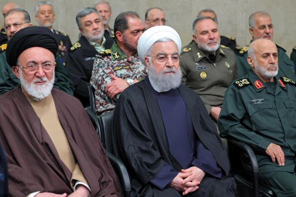 واصفًا الأوضاع بالخطيرة.. روحاني: خامنئي يعارض التفاوض اليوم.. لكنه قد يوافق عليه مستقبلاً