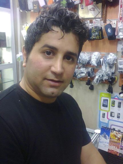 خواهر زندانی جانباخته در اهواز: ماموران امنیتی جسد برادرم را به شرط سکوت تحویل دادند