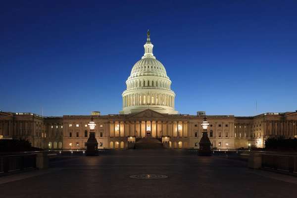 US Lawmakers Ask Tech Firms To Help Iranians With Internet