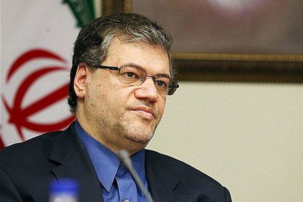 بسبب انتهاكه قوانين الهجرة.. ترحيل مسؤول إيراني سابق من كندا