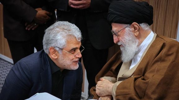 دیدار علی خامنهای با محمدمهدی طهرانچی، از گردانندگان برنامه هستهای حکومت ایران، که در جریان جنگ ۱۲ روزه کشته شد