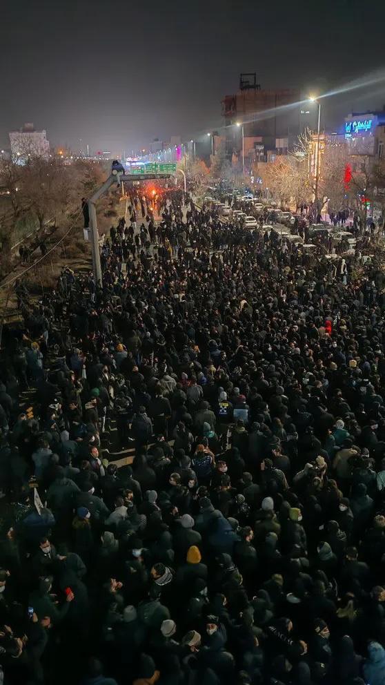 ورزشکاران ایرانی خواستار گفت‌وگوی مجامع بین‌المللی با شاهزاده رضا پهلوی شدند