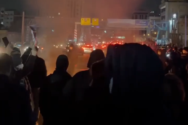 Iran protests persist amid deadly crackdown and internet blackout