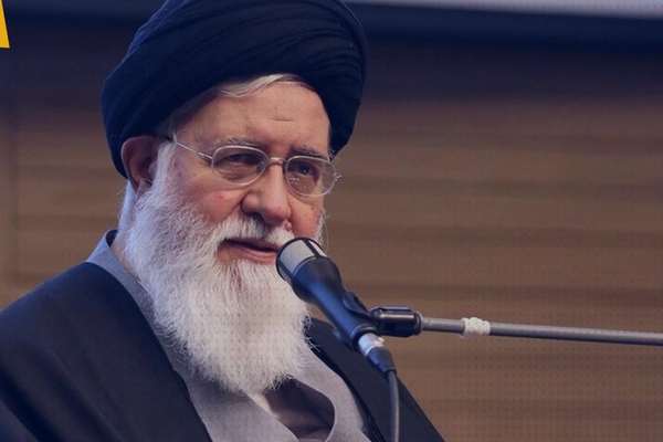 ادعای مدیرکل ورزش خراسان: علمالهدی با برگزاری بازی در مشهد با حضور زنان کاملا موافق است