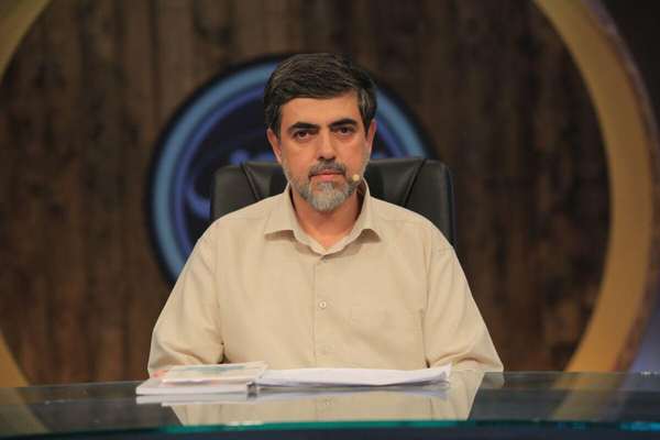 Iranian Official Slams 4,000 Senior Colleagues Whose Families Live Abroad