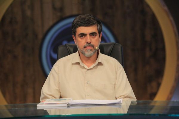 Iranian Official Slams 4,000 Senior Colleagues Whose Families Live Abroad