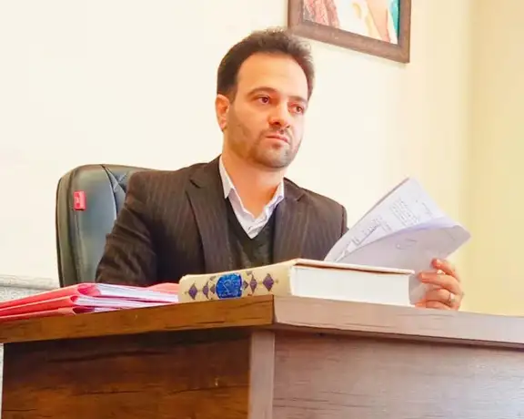 احسان باقری، قاضی دادگاه کیفری شیراز