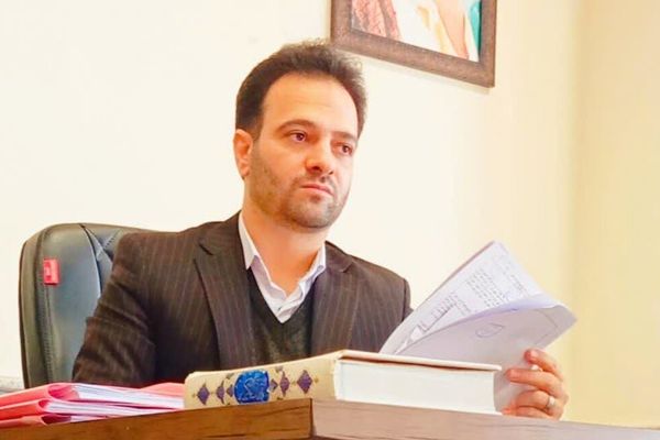 السلطة القضائية الإيرانية تعلن اعتقال متهمَين بقتل قاضي المحكمة الجنائية في "شيراز"