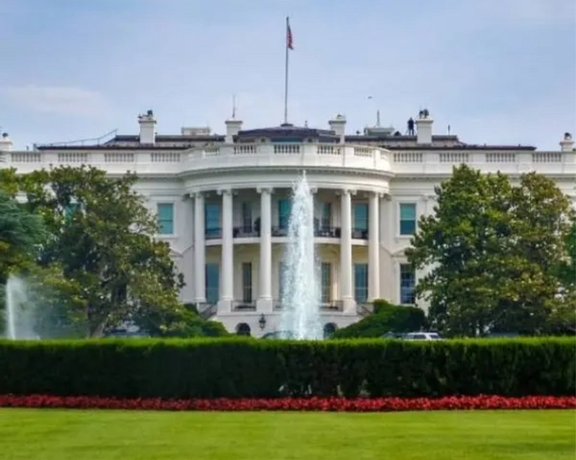 إعلام إسرائيلي: واشنطن تطمئن تل أبيب بعدم التنازل مجددا لإحياء الاتفاق النووي مع إيران