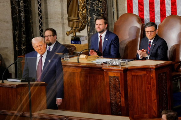 Senator urges Trump to brief Congress on planned talks with Iran