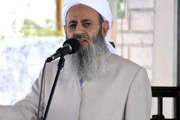 مولوي عبدالحميد، مخاطبا نظام طهران: إذا لم تستطيعوا حل المشاكل فتنحوا