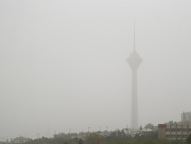 مركز أبحاث الطاقة والهواء النظيف: "طهران" المدينة الأكثر تلوثًا في العالم