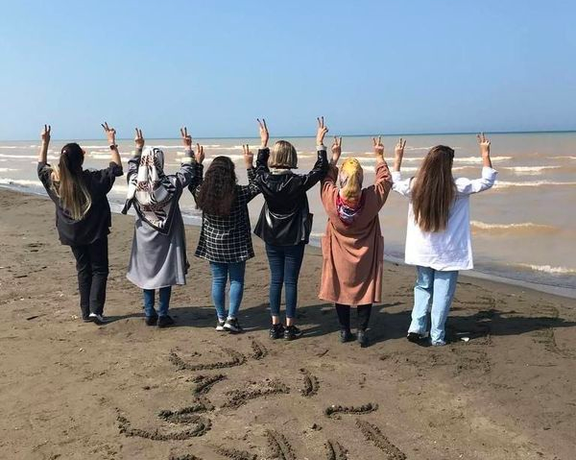 تمرد الإيرانيات على قانون "الحجاب الإجباري" و"كيهان": صور النساء "مفبركة"