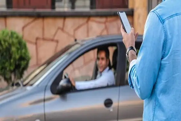 گزارش شهروندان از افزایش ناگهانی کرایه اسنپ و تپسی با بحران بنزین