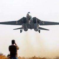 چرا نیروی هوایی ایران در جنگ اخیر عملا دست و پا بسته بود؟