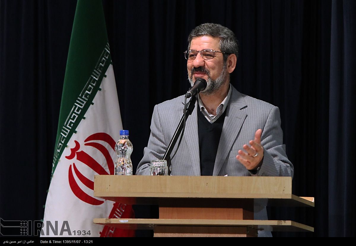 یک فرمانده پیشین سپاه: در جمهوری اسلامی حجاب شرعی و قانونی داریم نه حجاب اجباری