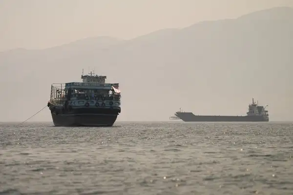 Diplomacy fades as US and Iran escalate over Hormuz