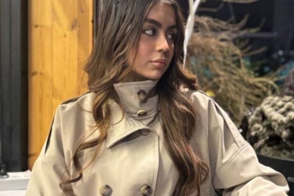 إضراب طلاب جامعة "شريف للتكنولوجيا" بطهران عن الدراسة احتجاجًا على استمرار اعتقال زميلتهم