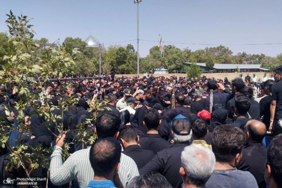 تصاویری از مراسم تشییع جانباختگان در خمین
