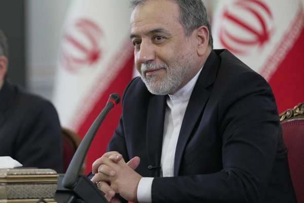 عباس عراقچی: نباید اجازه دهیم هیچ طرف دیگری رابطه تهران و باکو را خراب کند