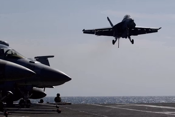 والاستریت ژورنال: چین با کاهش صادرات مواد معدنی، زنجیره تامین نظامی غرب را تهدید میکند