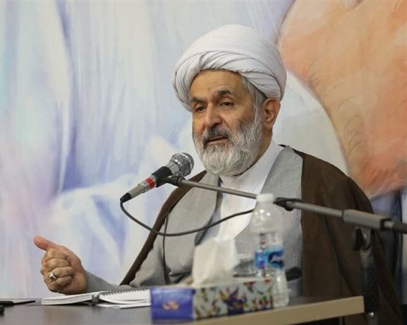 رییس پیشین سازمان اطلاعات سپاه: دشمن برای جهانی کردن ارزشهای آمریکایی اینترنت را درست کرد