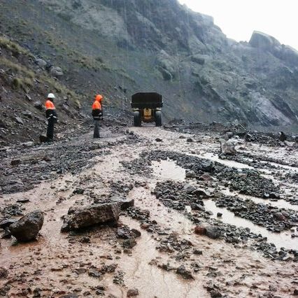 جاده چالوس همچنان بسته است؛ سیل و بارندگی آزادراه تهران-شمال را هم مسدود کرد