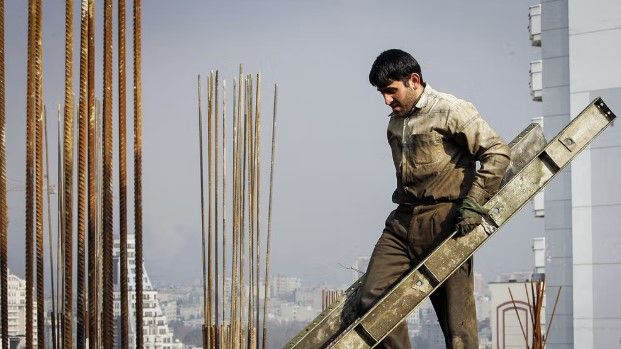 ایلنا: بسیاری از کارگران با تعطیلی بخش بزرگی از کارگاه‌های ساختمانی بیکار شده‌اند