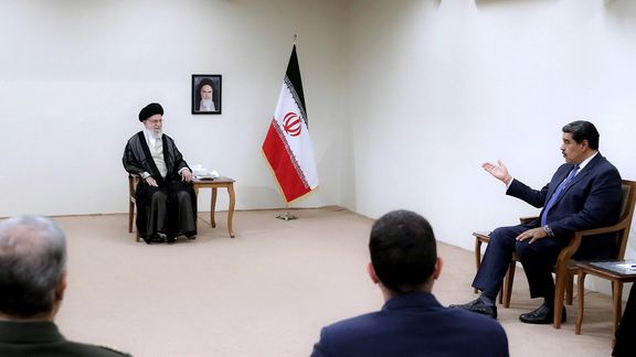 خامنهای در دیدار با مادورو: جمهوری اسلامی نشان داده در مواقع خطر، دست دوستانش را میگیرد