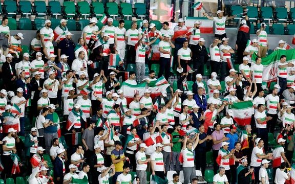 اشکان خطیبی: مردم کلیه میفروشند اما ۹۰ میلیارد تومان خرج نیروهای بسیج در قطر شد