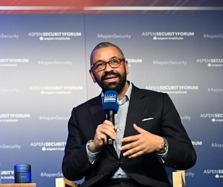 وزير الخارجية البريطاني: على إيران تغيير سلوكها لتجنب موقف لندن الصارم