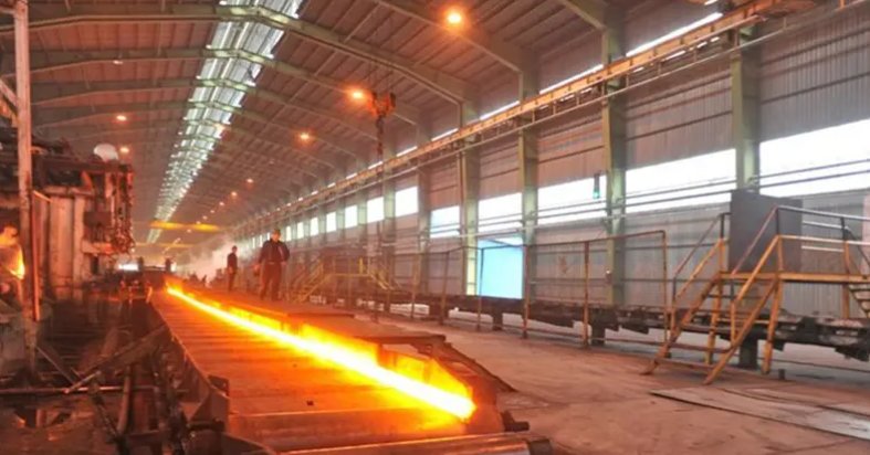 Wage crisis hits 27,000 workers as Iran's top steel plant remains crippled