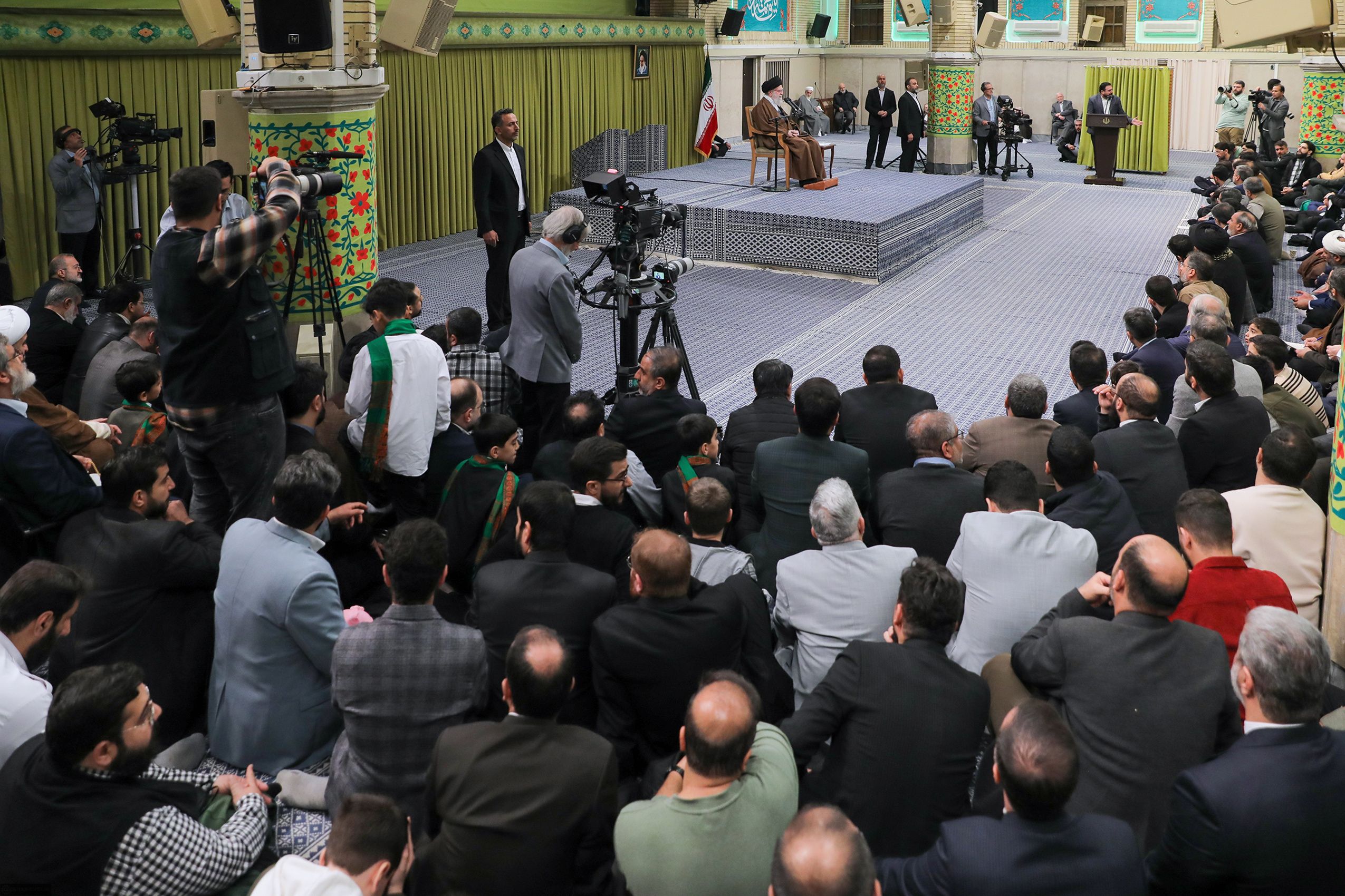 رسانه وابسته به سپاه: باید آغازگر موج پرسش درباره بحران هویت جنسی و تنهایی در غرب باشیم