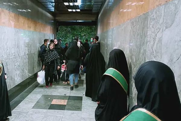 لندن تفرض عقوبات جديدة ضد 5 مسؤولين إيرانيين بينهم مدير مترو طهران