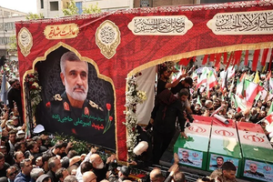 نیویورکتایمز: اسرائیل با هک تلفن محافظان و رانندگان، فرماندهان نظامی ایران را هدف گرفت