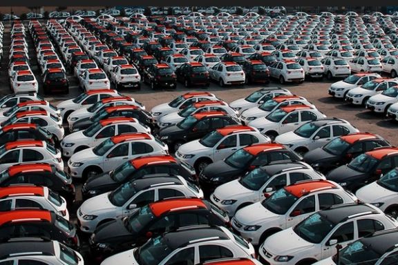 گرانی ناگهانی خودرو در ایران؛ افزایش بهای تولیدات سایپا و ایرانخودرو تا ۳۳ درصد