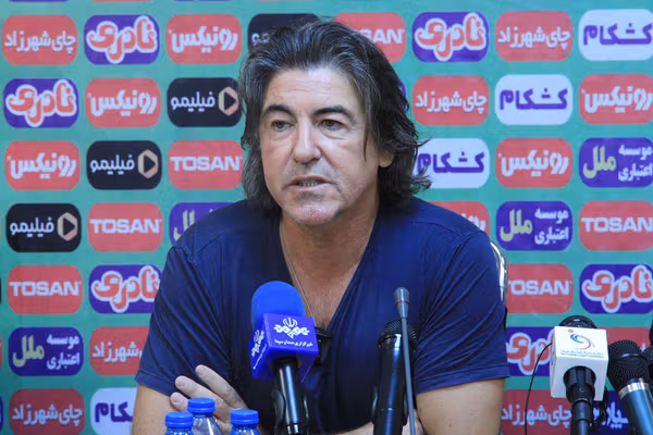 ساپینتو: احترامی به استقلال گذاشته نمیشود، هروقت به صدر جدول میرسیم اتفاق عجیب میافتد