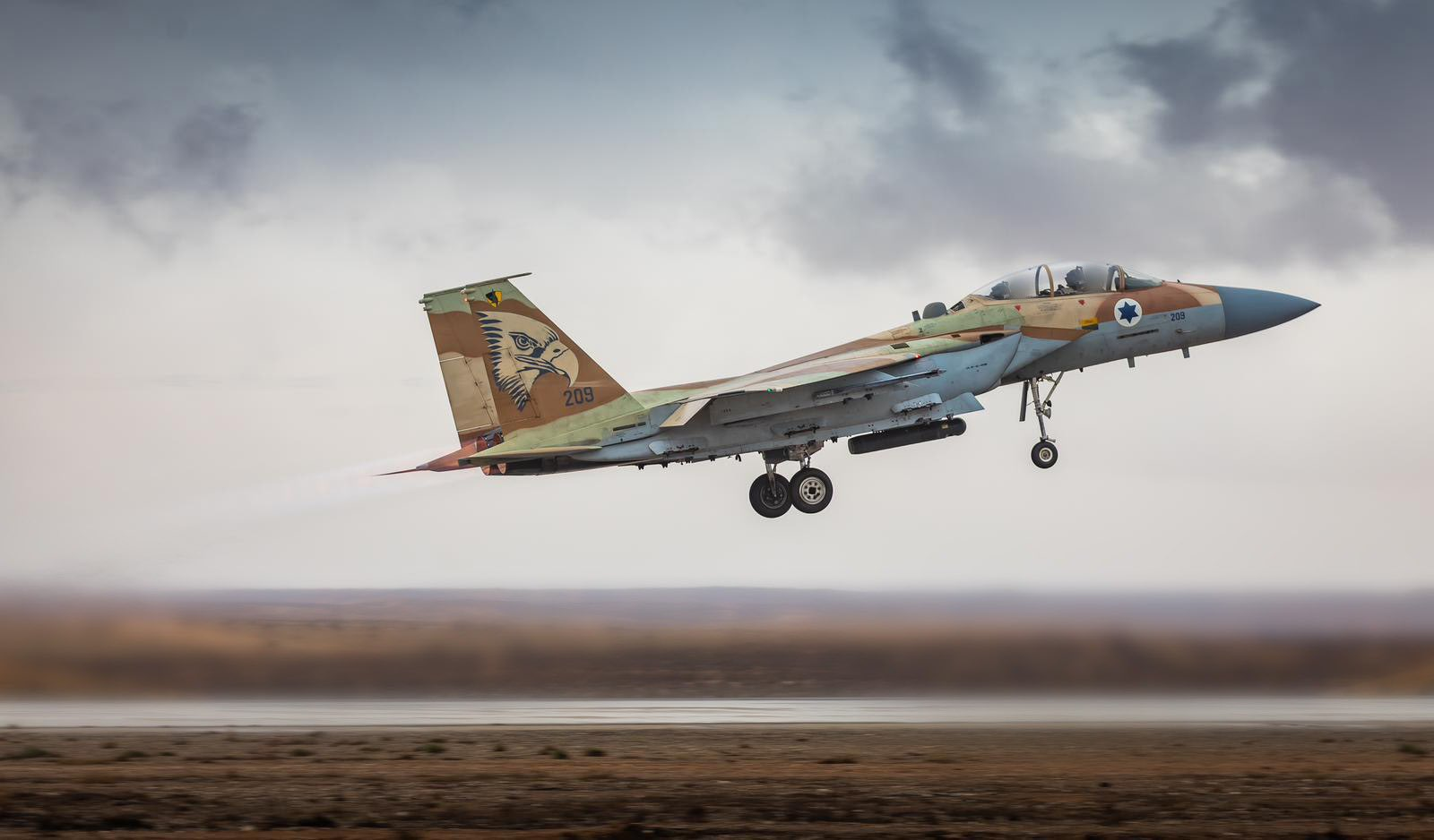 ارتش اسرائیل: در طول شب یک موج حملات را در آسمان ایران تکمیل کردیم