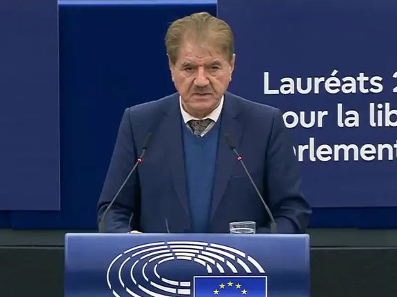 القضاء الإيراني يحكم على محامي أسرة مهسا أميني بأقصى عقوبة بدعوى "الدعاية ضد النظام"