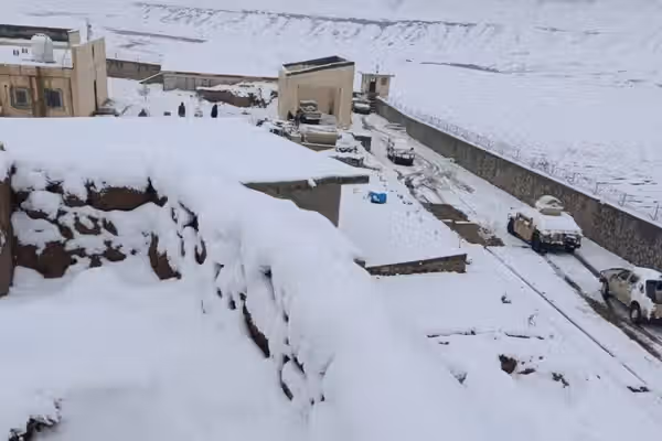 منابع آگاه: گروهی از مهاجران افغانستانی بهدلیل سرمای شدید در مرز ایران جان باختند