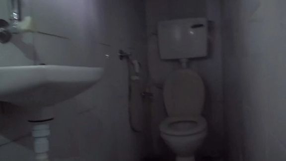 سرویس بهداشتی داخل تونل