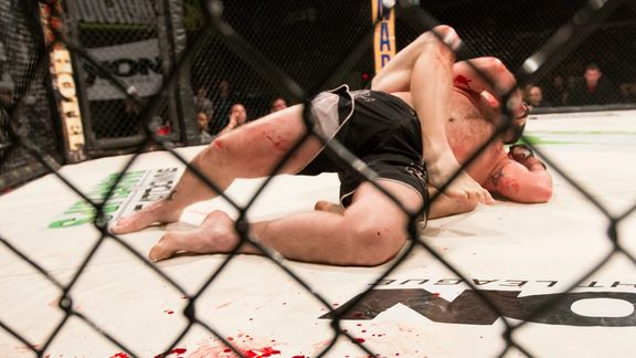 نیروی انتظامی از بازداشت «سرشبکه برگزاری مبارزات خشن در قفس» در شهرستان ملارد خبر داد