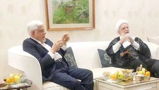 سياسي إيراني بارز لنائب الرئيس: أنا حزين جدًا على الوضع الاقتصادي للشعب