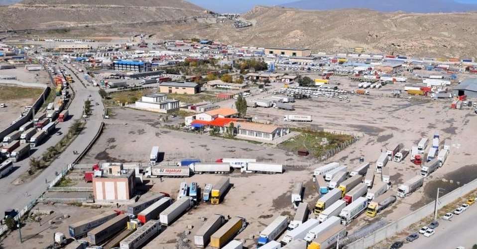 Iran looks for escape routes as US sanctions close in